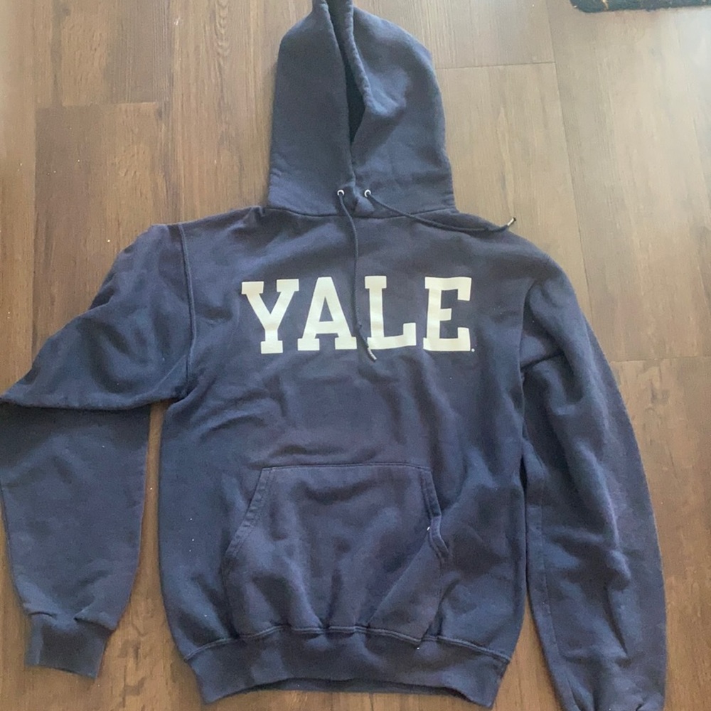 Yale hoodie